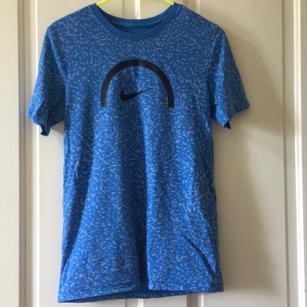 Nike Dri Fit Basketball Graphic T shirt
